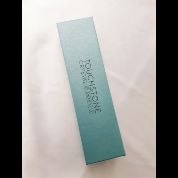 Gala Tassel Necklace - Picture 2 of 2